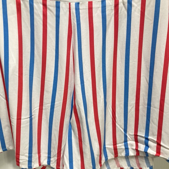 NWT ModCloth Barbie USA Striped Shorts Red Blue White Size XL Mattel 2021 Rayon - Picture 6 of 7
